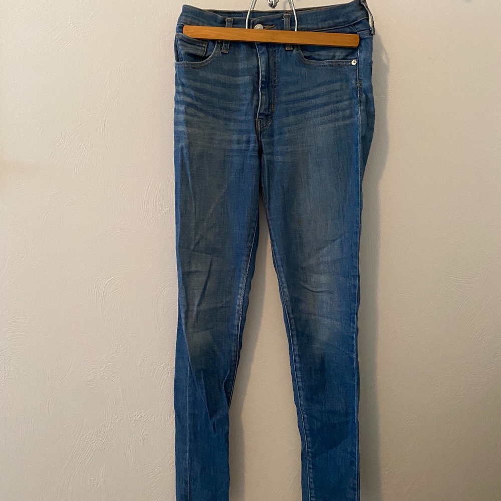 Levis Mile High Super Skinny Jeans